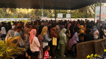 Suasana Lokasi Penyaluran Bansos